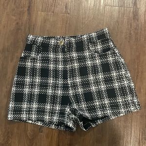 Medium pink lily shorts